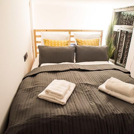 Very Stylish And Fresh Studio Home In The Center ブダペスト エクステリア 写真